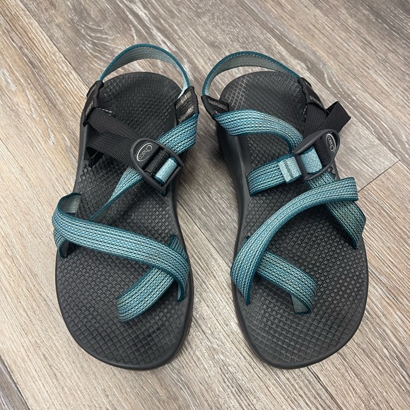chacos womens 8